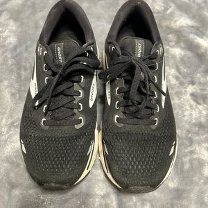 Brooks Ghost 15 7.5 wide women’s